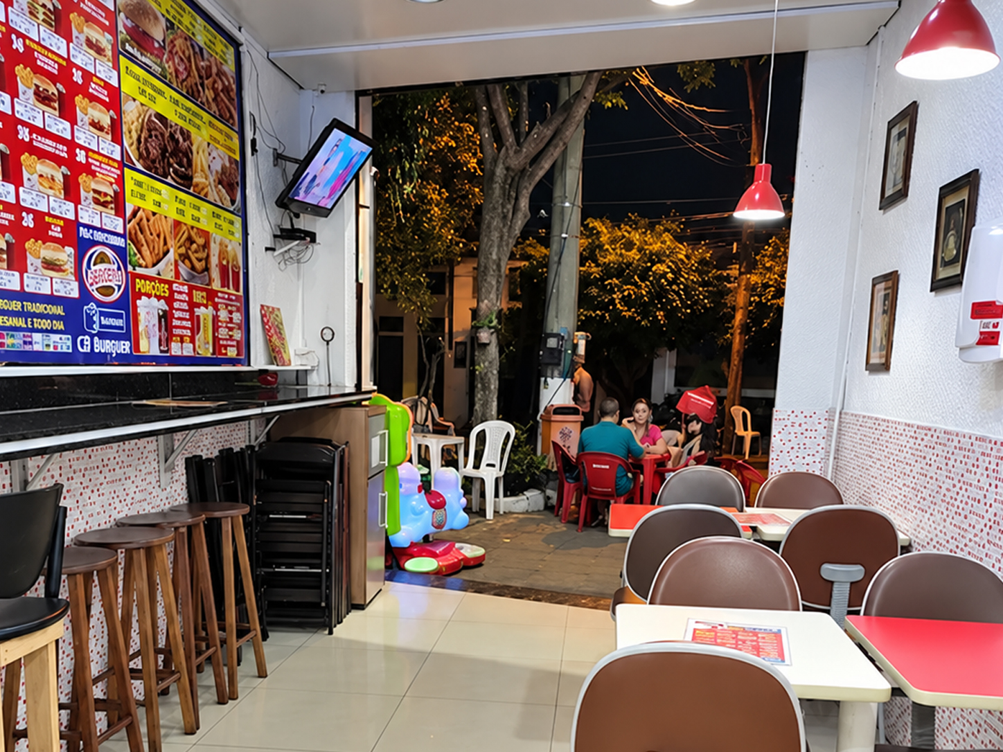 Foto CB Burguer Olaria